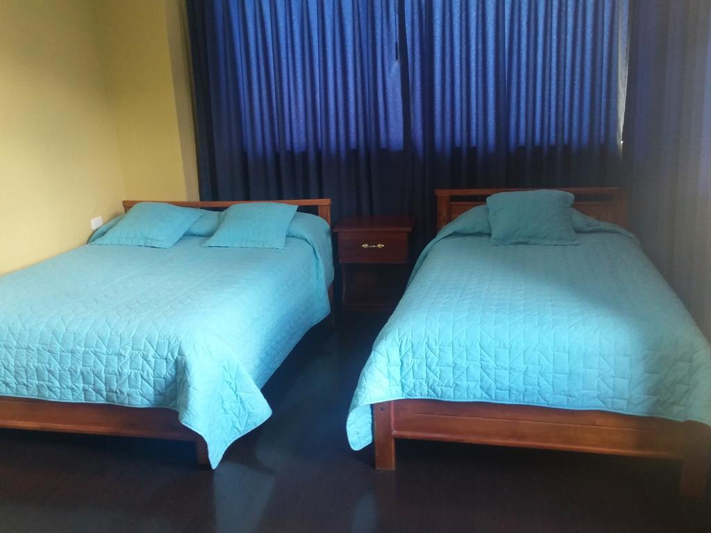 Hostal Tutamanda 2 Quito Buitenkant foto