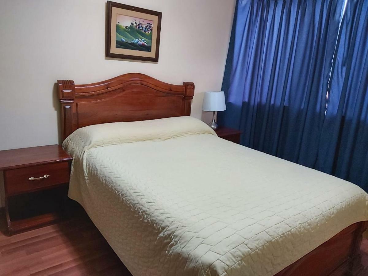Hostal Tutamanda 2 Quito Buitenkant foto